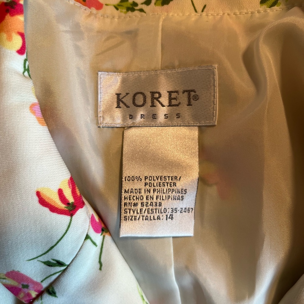 Koret White Floral Button-Front Blouse with Pink & Coral Flowers - Picture 4 of 4